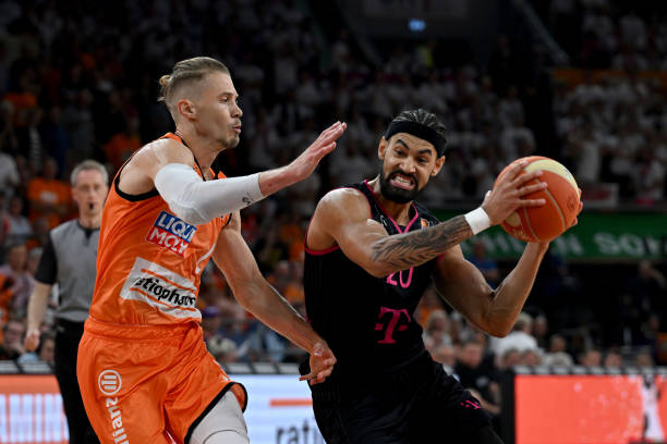 的固定出场 的固定出场