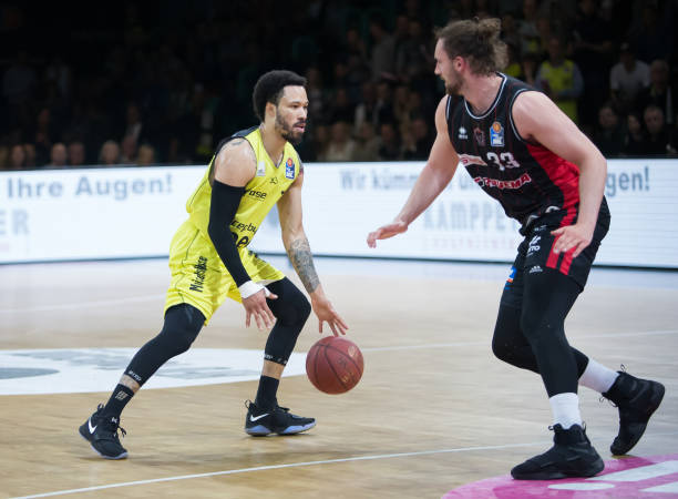 中的竞争力 中的竞争力