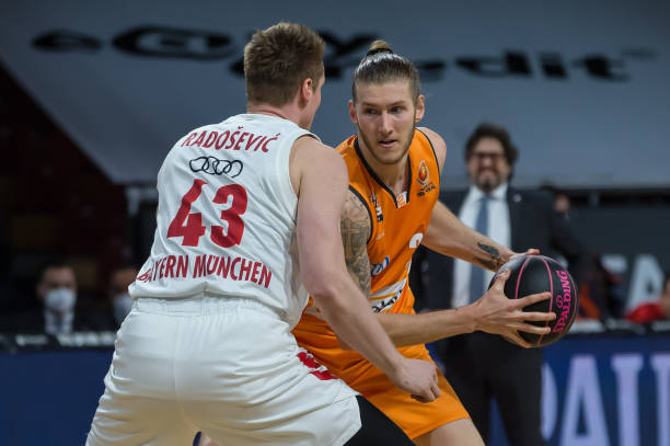 比任何单场 比任何单场