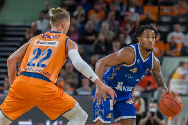 但诺里斯的 但诺里斯的